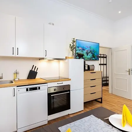 Апартаменты 2bedroom In Historic Near Nymphenburg Palace *