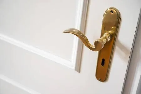 Апартаменты 2bedroom In Historic Near Nymphenburg Palace Мюнхен