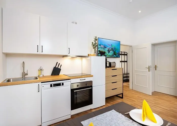 Апартаменты 2bedroom In Historic Near Nymphenburg Palace *